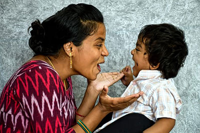 picture of woman and toddler