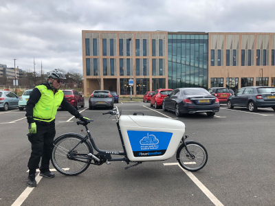 Instructor with an e-cargo bike