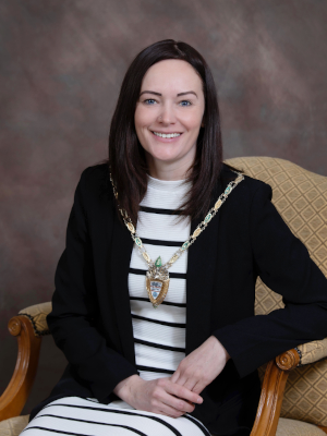 Mayoress-Dodd-300px.png Mayoress Dodd