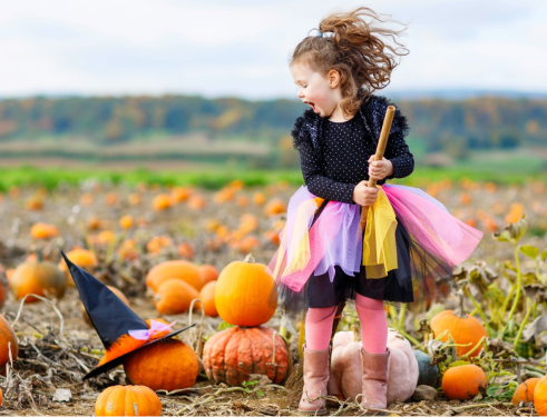 Girl-in-pumpkin-patch
