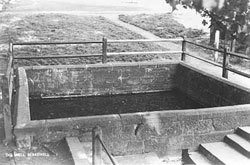 Stone-walled well in Berkswell