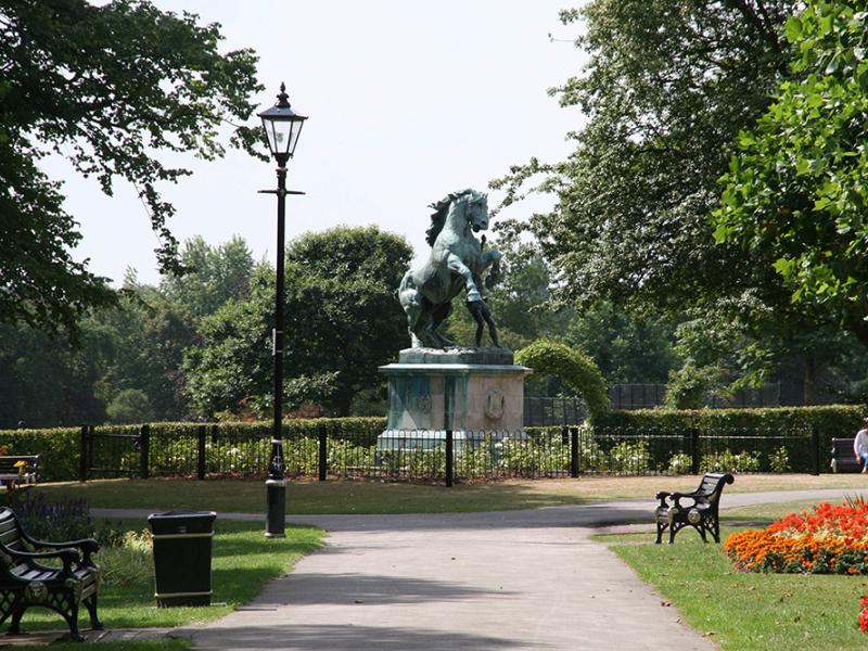 Statue in Brueton Park