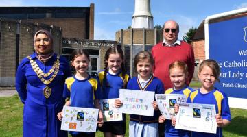 The Mayor of Solihull and Cllr Andy Mackiewicz with children from Our Lady of the Wayside Catholic Primary School, whose artwork features in the trail