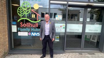 Cllr Dicicco standing outside Elmwood Family Hub