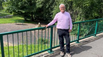 Ken Hawkins at Queen's Gardens, Chelmsley Wood
