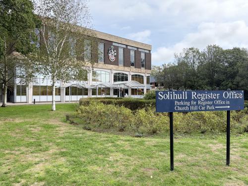 Photo of the exterior of Solihull Register Office.